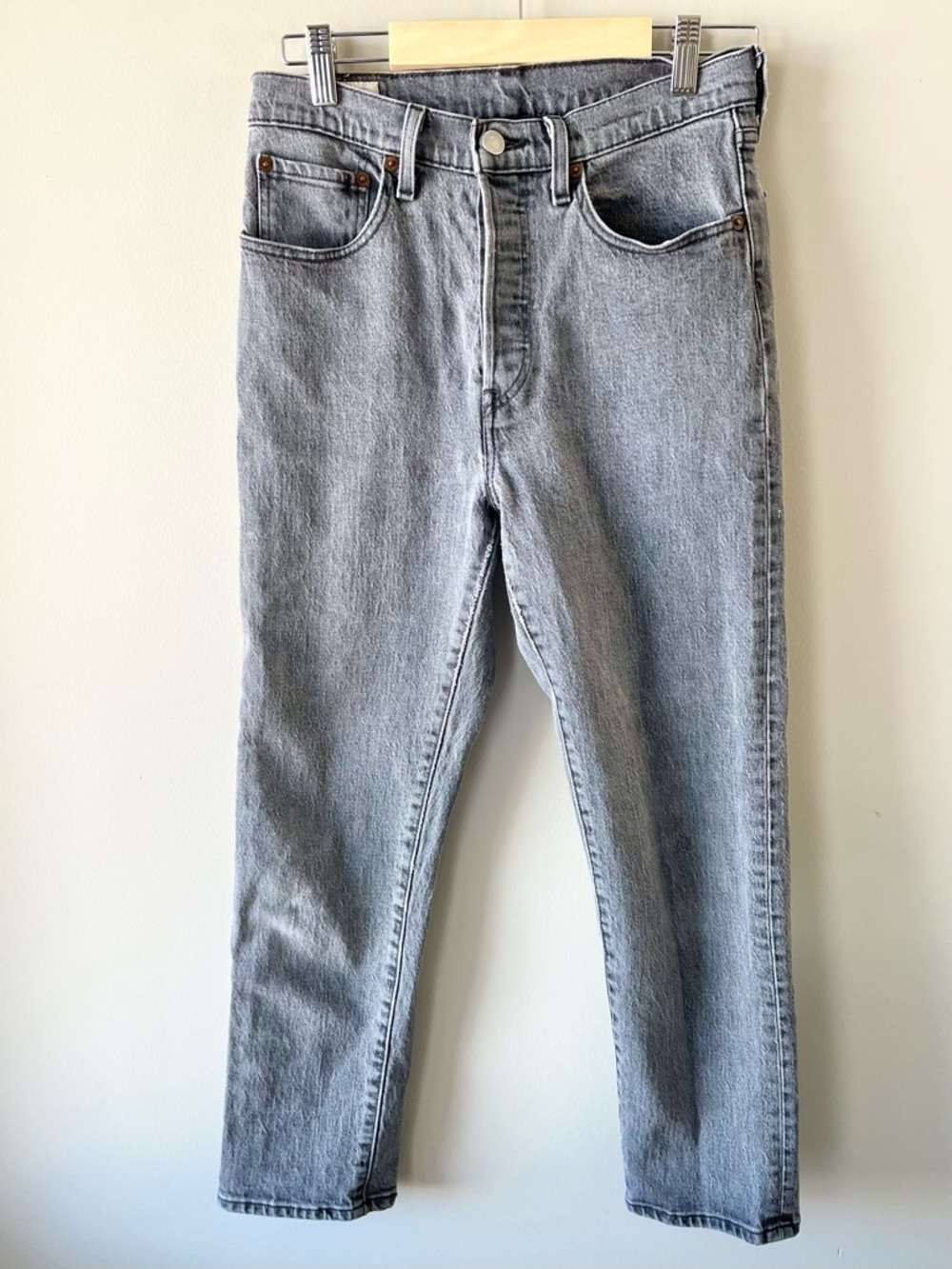 Levi's 501 Grey Button-Up High Rise Skinny Leg Women's Jeans W27/L26 - casual